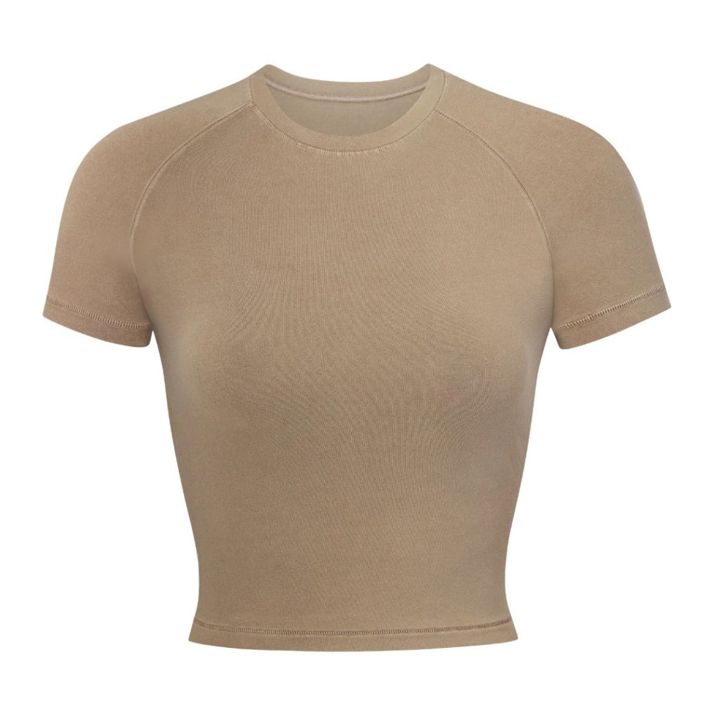 New Vintage Cropped Raglan T-Shirt